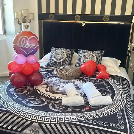 Le Stanze Del Principe Bed & Breakfast 4*